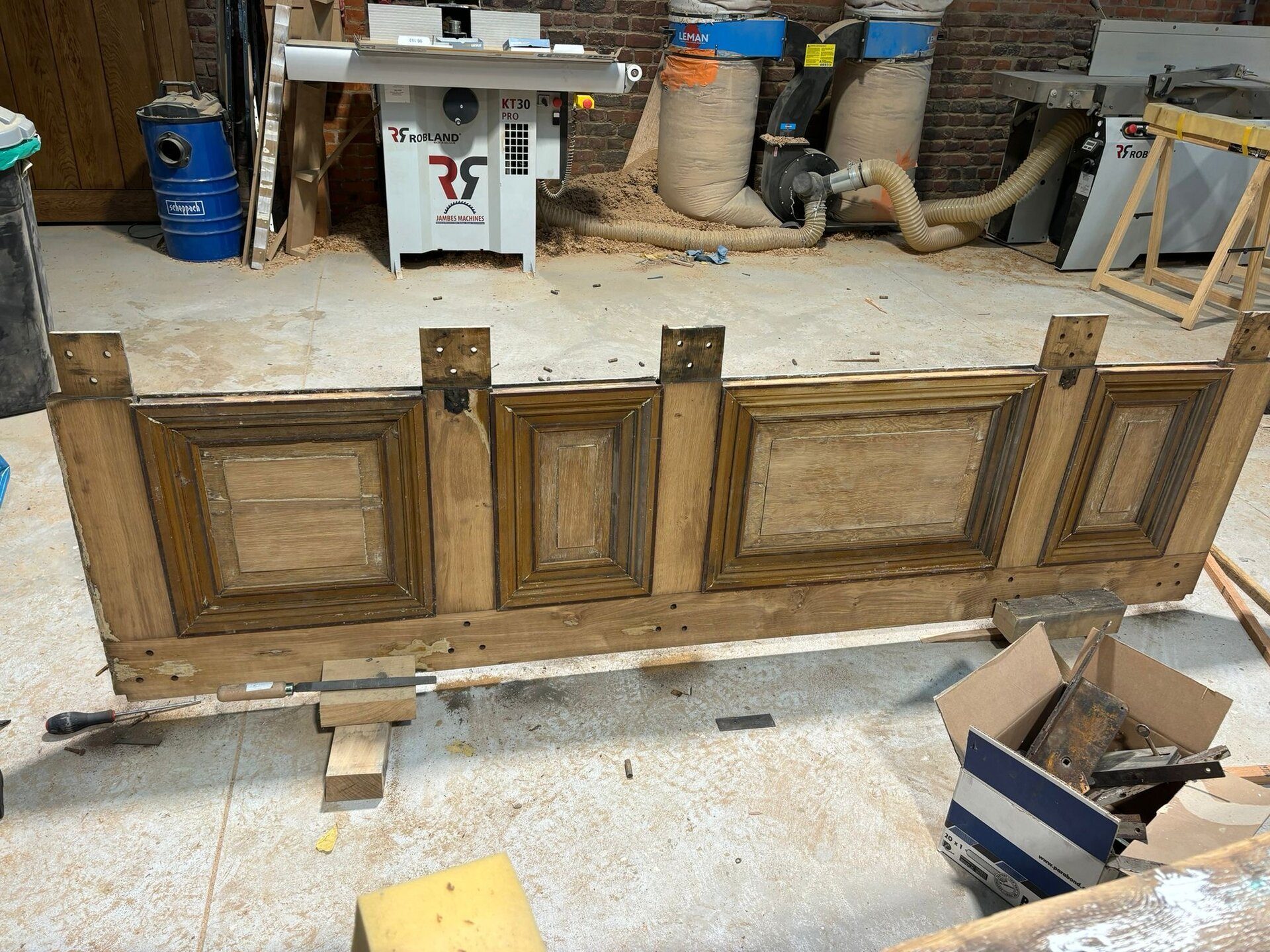 Atelier WoodyWood — menuiserie patrimoniale