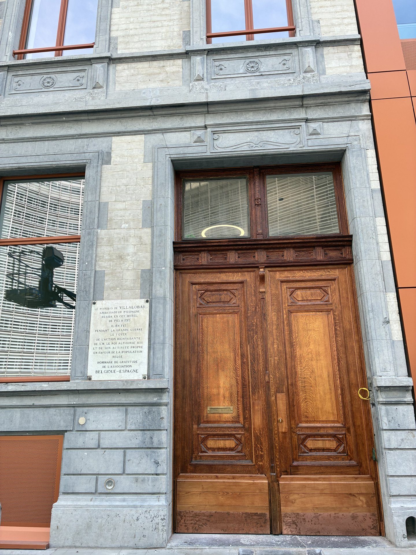 Restauration sur site — WoodyWood
